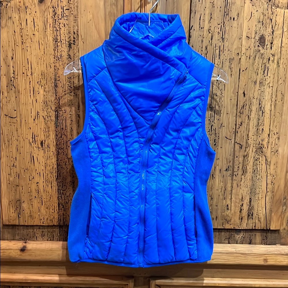 4u Down Vest Performance Asymmetrical Lightweight Electric Blue Quilted Vest